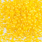 Бисер Gamma D320 желтый (84110) Бисер Gamma D320 желтый (84110)
